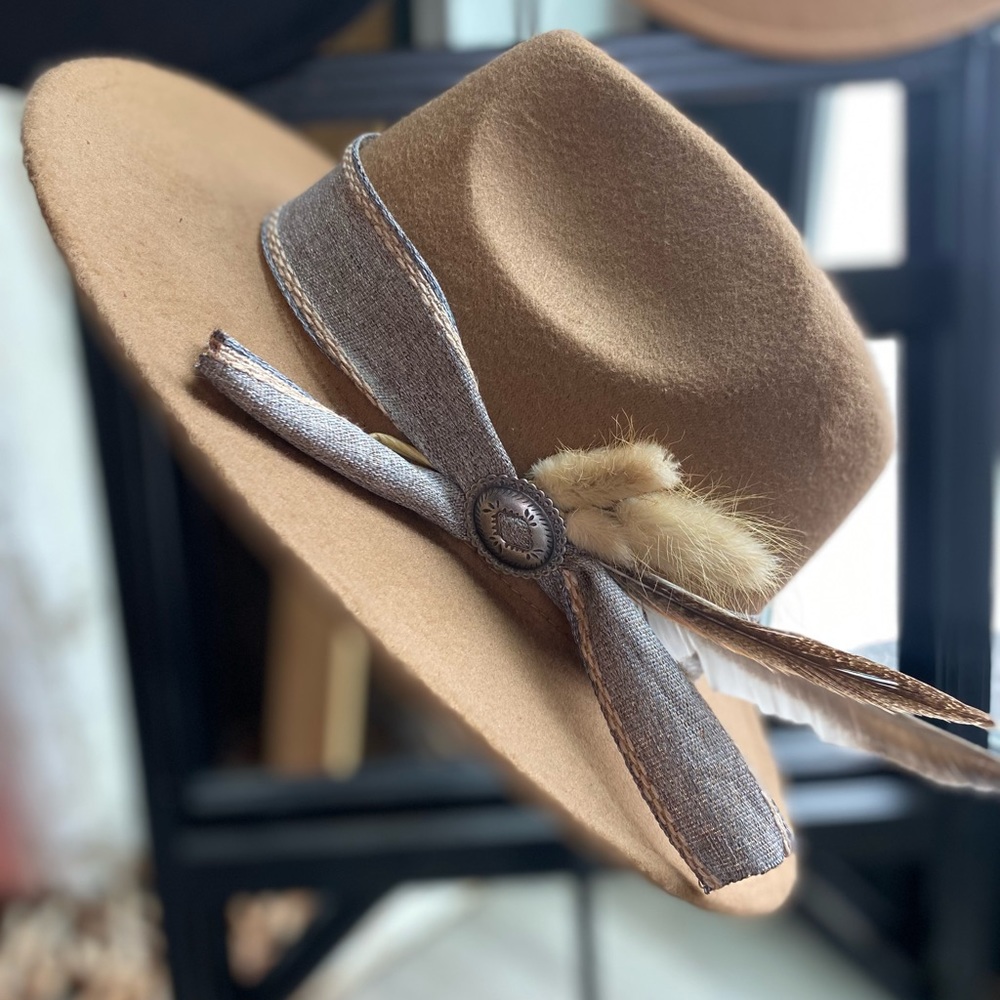 Carmel felt hat!